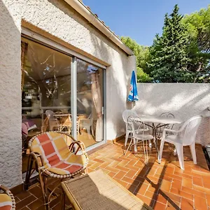 Le Monticule Par Dodo-a-cassis Apartment